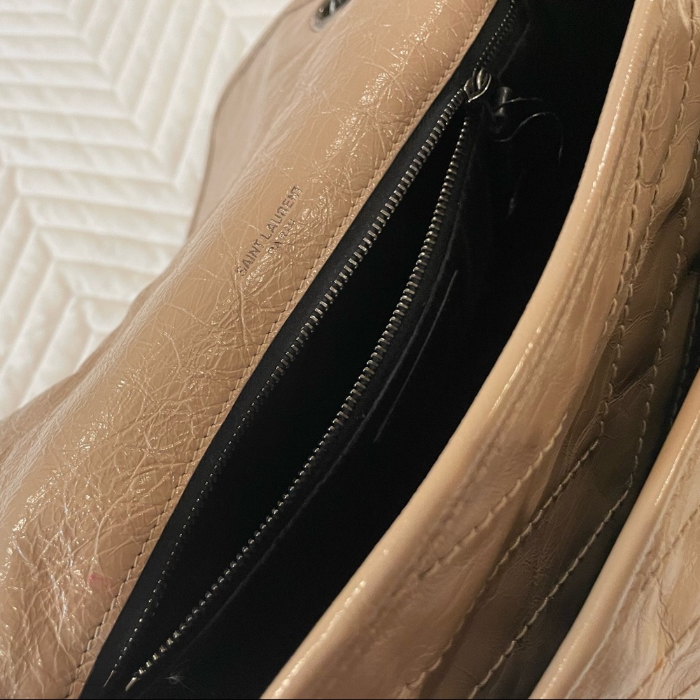 YSL NIKI MEDIUM GOLD SAND - Picture 5 of 12